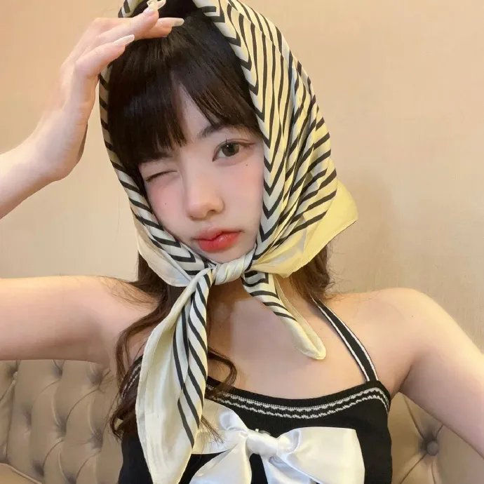 飞驰的尾箱